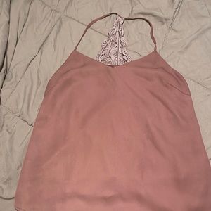 Cute shirt for the summer. Bought at Pacsun. Size small